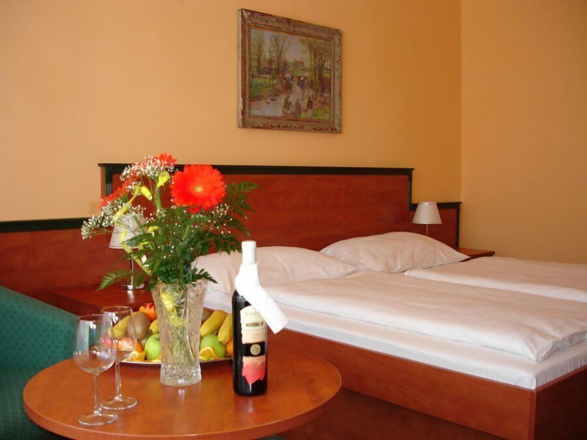 Ea Hotel Jessenius Karlovy Vary Luaran gambar