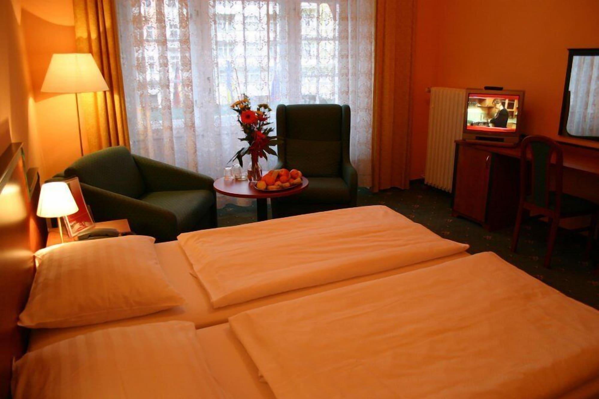 Ea Hotel Jessenius Karlovy Vary Luaran gambar
